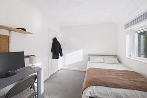 Photo 19- click for photo gallery